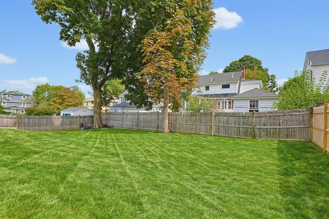 22 Emerson St, Belmont, MA 02478