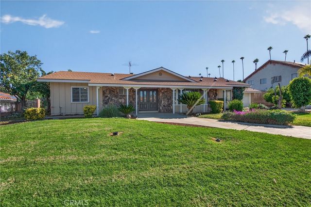 2843 James Street, Corona, CA 92881