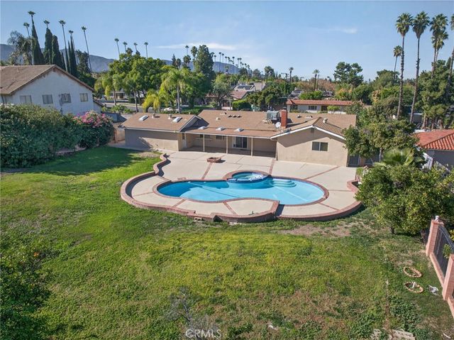 2843 James Street, Corona, CA 92881