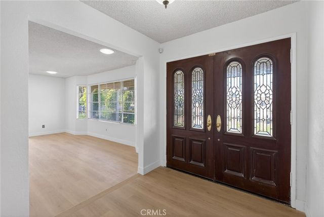 2843 James Street, Corona, CA 92881