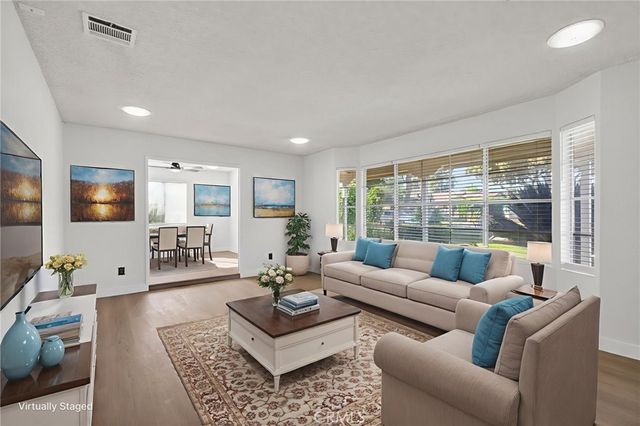 2843 James Street, Corona, CA 92881