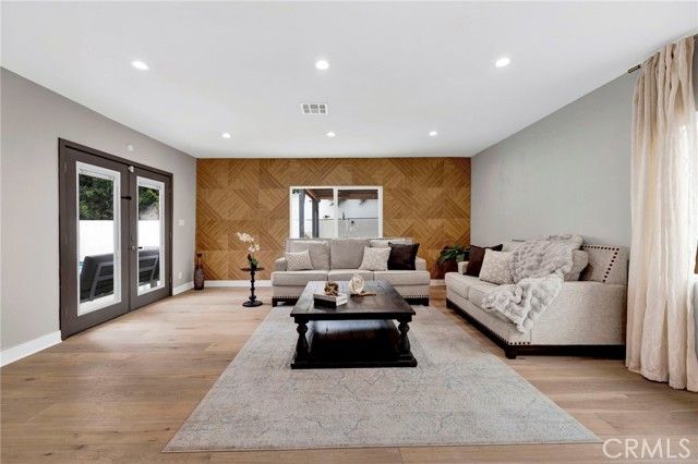 4912 Alonzo Avenue, Encino (los Angeles), CA 91316