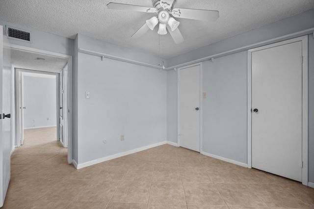 260 El Dorado 2311, Webster, TX 77598