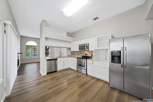 4129 Sunrise Cove Dr, San Antonio, TX 78244
