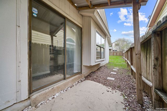 4129 Sunrise Cove Dr, San Antonio, TX 78244