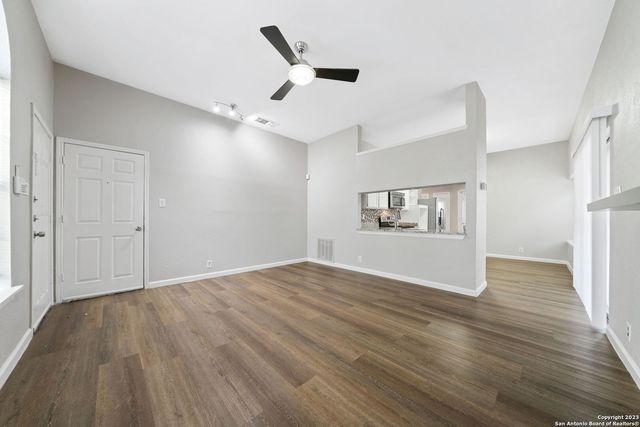 4129 Sunrise Cove Dr, San Antonio, TX 78244