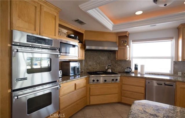 27687 Silver Lakes, Helendale, CA 92342