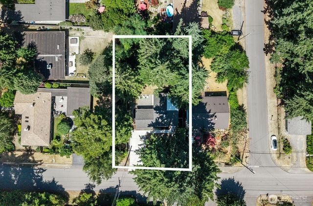 2802 NE 185th Street, Lake Forest Park, WA 98155