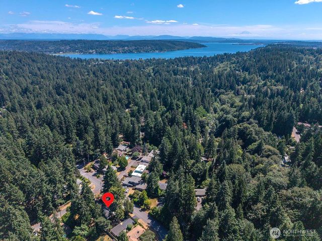 2802 NE 185th Street, Lake Forest Park, WA 98155