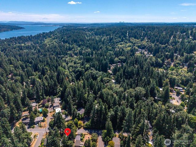 2802 NE 185th Street, Lake Forest Park, WA 98155