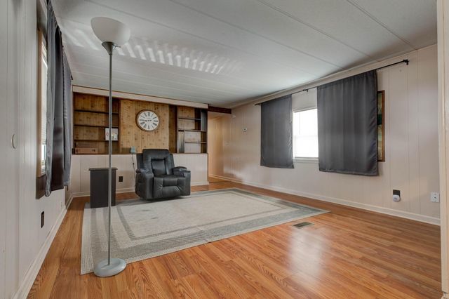 400 Wexford Drive, Winchester, KY 40391