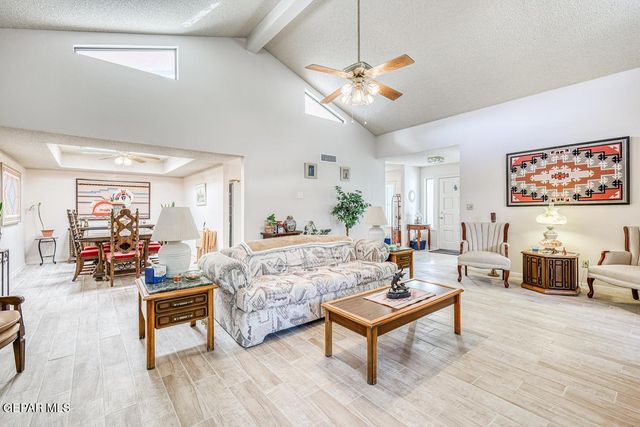 108 CASAS BELLA Lane, Santa Teresa, NM 88008