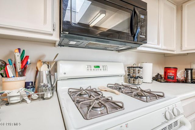 108 CASAS BELLA Lane, Santa Teresa, NM 88008