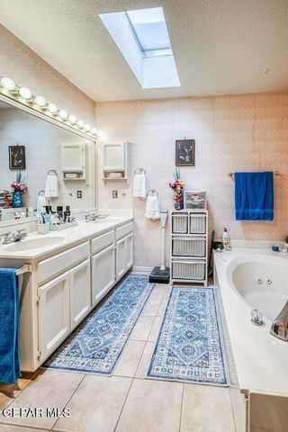108 CASAS BELLA Lane, Santa Teresa, NM 88008