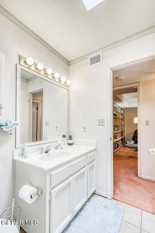 108 CASAS BELLA Lane, Santa Teresa, NM 88008