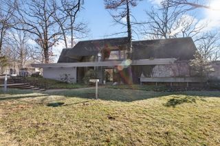 385 Greenwood Avenue, Lake Forest, IL 60045