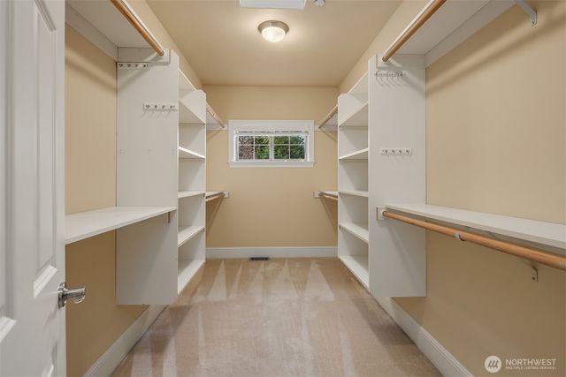 9810 SE 35th Place, Mercer Island, WA 98040