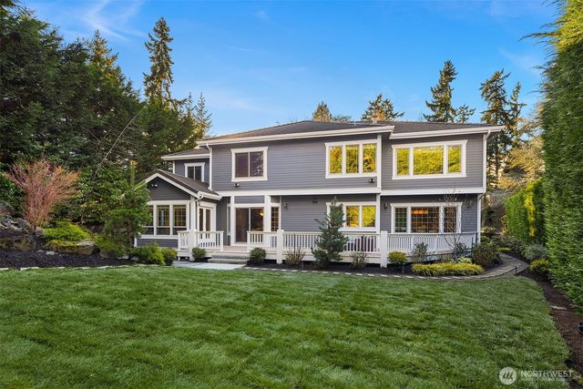9810 SE 35th Place, Mercer Island, WA 98040