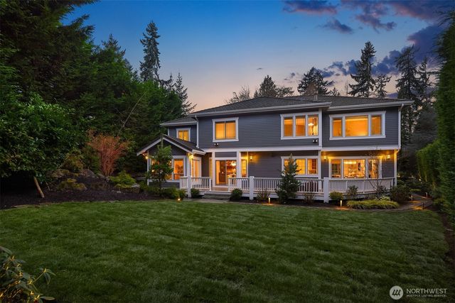 9810 SE 35th Place, Mercer Island, WA 98040