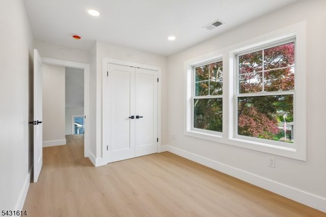 10 Rose St, Edison Twp., NJ 08817
