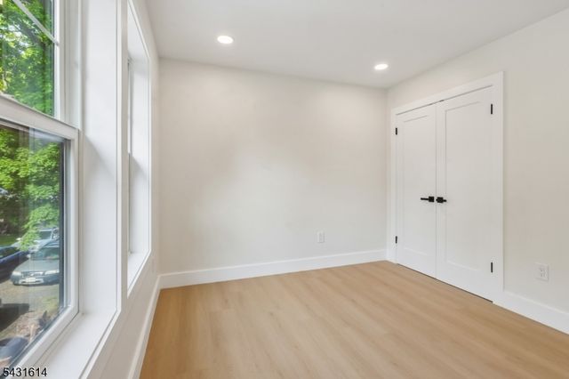 10 Rose St, Edison Twp., NJ 08817
