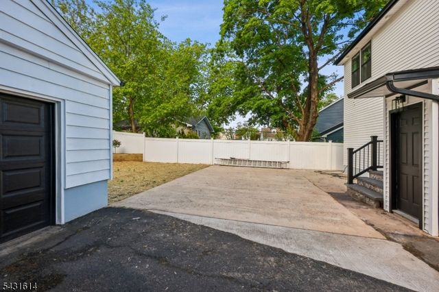 10 Rose St, Edison Twp., NJ 08817