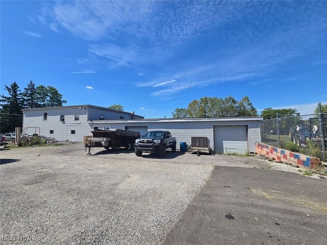 5737 Center Road, Valley City, OH 44280