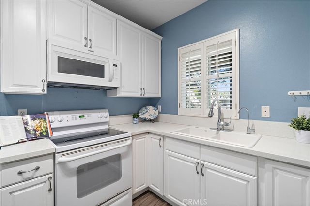 12068 Sylvan River 58, Fountain Valley, CA 92708