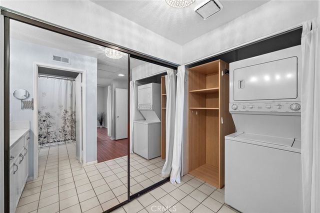 12068 Sylvan River 58, Fountain Valley, CA 92708