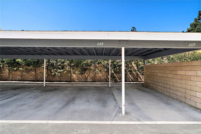 12068 Sylvan River 58, Fountain Valley, CA 92708