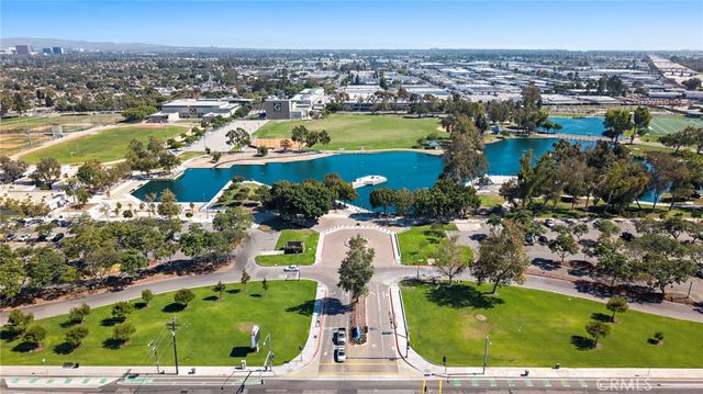 12068 Sylvan River 58, Fountain Valley, CA 92708