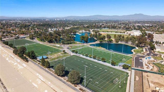 12068 Sylvan River 58, Fountain Valley, CA 92708