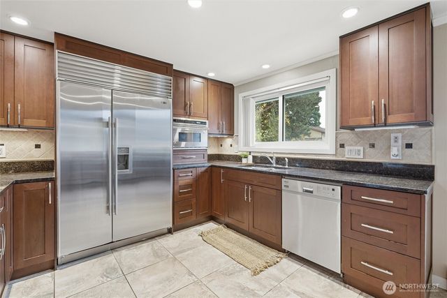 3410 Forest Court, Bellingham, WA 98225