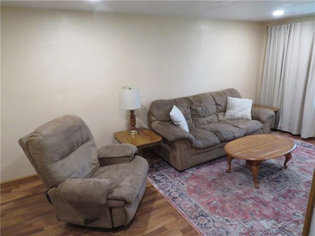 3407 Pinewood, West Homestead, PA 15120
