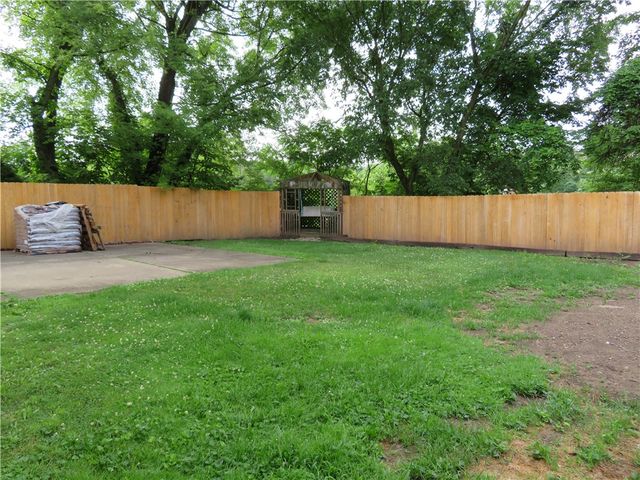 3407 Pinewood, West Homestead, PA 15120