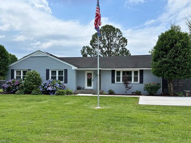 2021 Wolfsnare RD, Virginia Beach, VA 23454