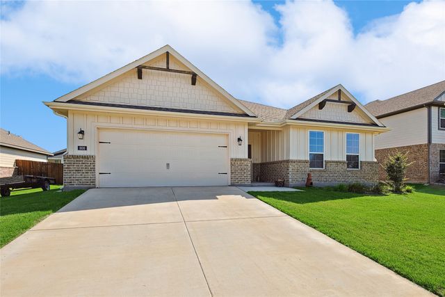 808 Feather Edge, Springtown, TX 76082