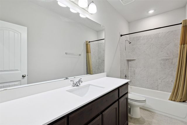 808 Feather Edge, Springtown, TX 76082