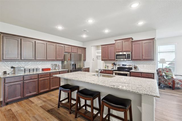 808 Feather Edge, Springtown, TX 76082