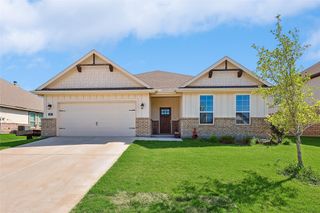 808 Feather Edge, Springtown, TX 76082