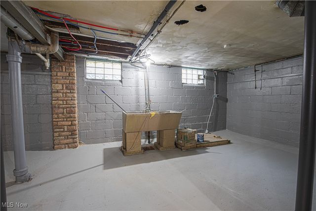 175 Homestead Drive, Youngstown, OH 44512