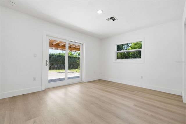 2317 GROVE STREET, Sarasota, FL 34239