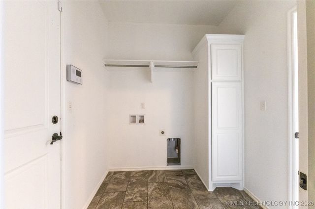 1301 W Elmira Place, Broken Arrow, OK 74012