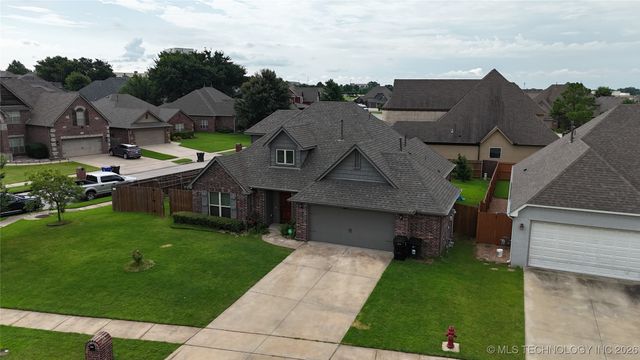1301 W Elmira Place, Broken Arrow, OK 74012