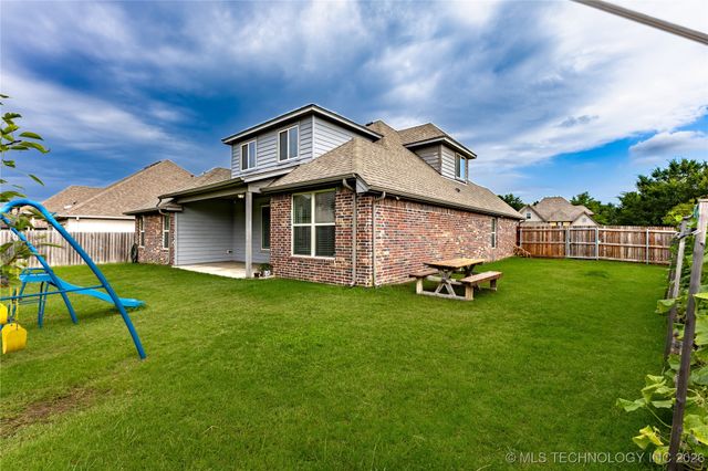 1301 W Elmira Place, Broken Arrow, OK 74012