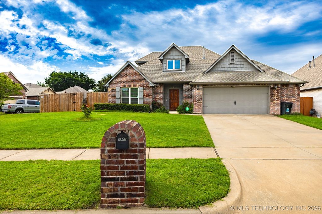 1301 W Elmira Place, Broken Arrow, OK 74012