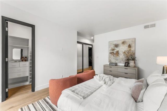423 N Palm 108, Beverly Hills, CA 90210