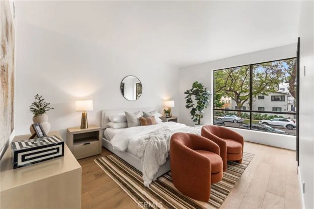 423 N Palm 108, Beverly Hills, CA 90210