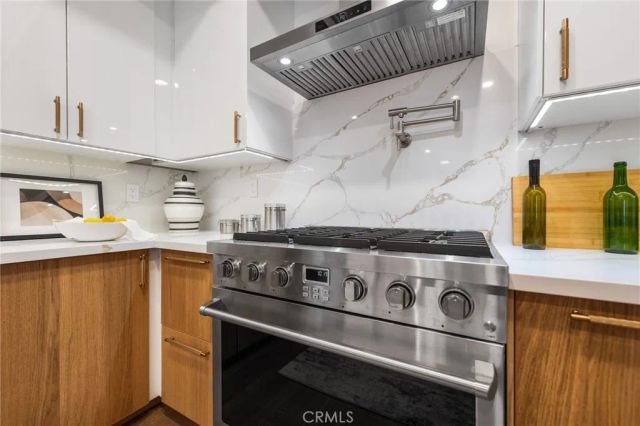 423 N Palm 108, Beverly Hills, CA 90210