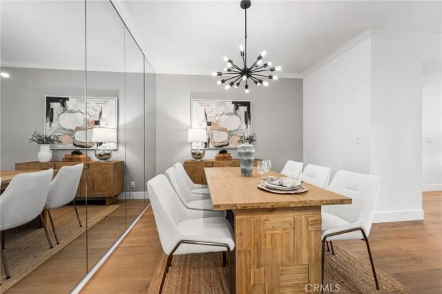 423 N Palm 108, Beverly Hills, CA 90210